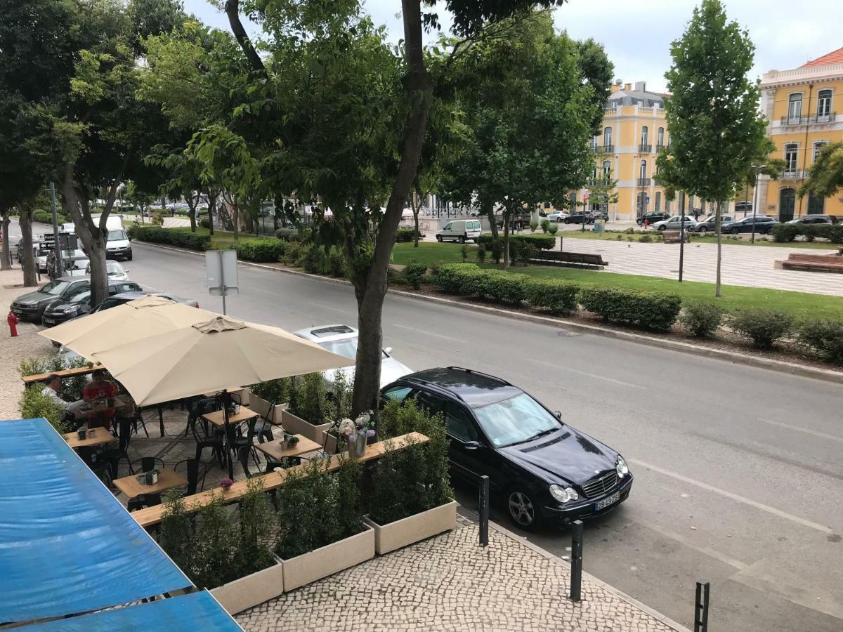 セトゥーバルCasa Da Avenida Iアパートメント エクステリア 写真