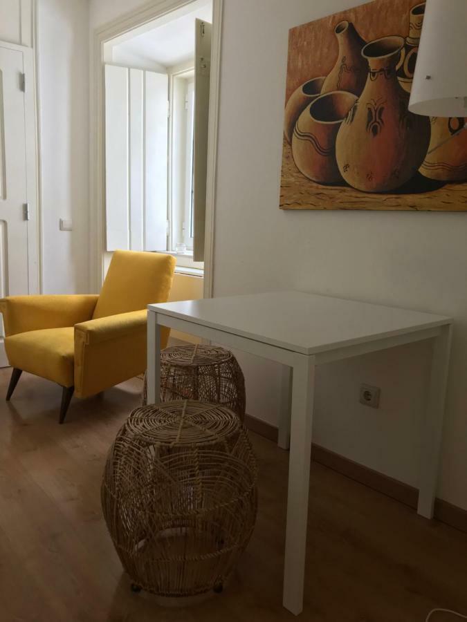 セトゥーバルCasa Da Avenida Iアパートメント エクステリア 写真